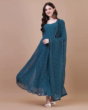 women printed anarkali kurta with dupatta