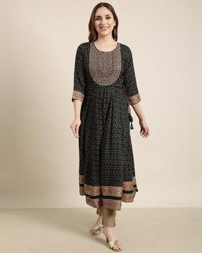 women printed anarkali kurta