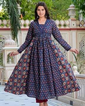 women printed anarkali kurta