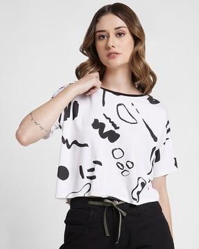 women printed boxy fit crop t-shirt