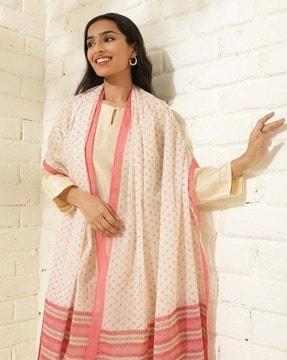 women printed dupatta with contrast border