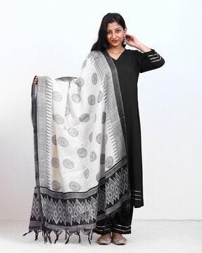 women printed dupatta with tassels