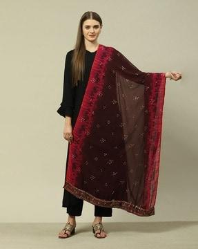 women printed dupatta