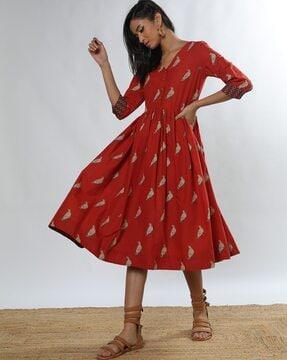 women printed flared dress