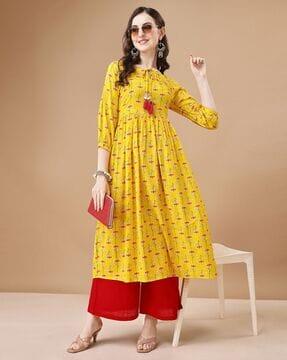 women printed flared kurta set