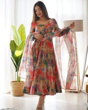 women printed flared kurta set