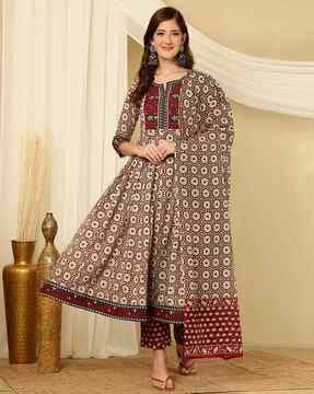 women printed flared kurta suit set