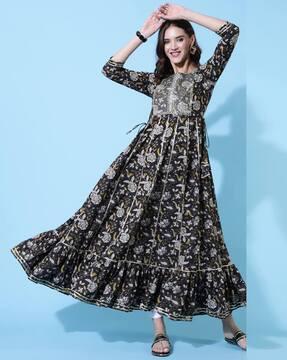 women printed flared kurta with 3/4th sleeves