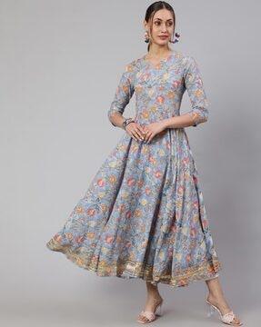 women printed flared kurta with 3/4th sleeves