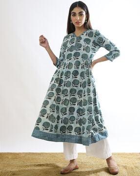 women printed flared kurta