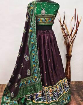 women printed flared lehenga choli set with dupatta