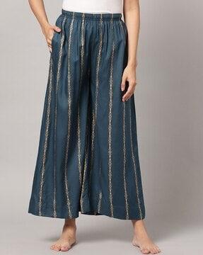 women printed flared pants