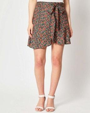 women printed flared skirt