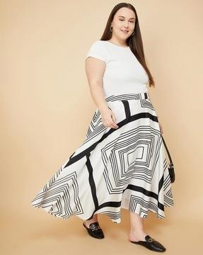 women printed flared skirts