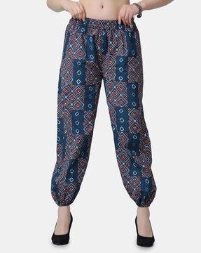 women printed joggers with elasticated waistband