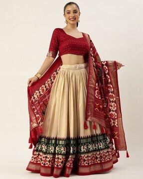 women printed lehenga choli set with dupatta