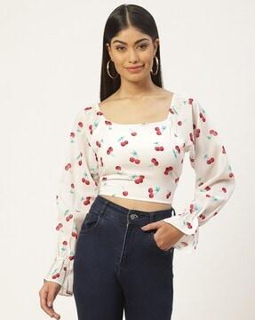 women printed regular fit crop top