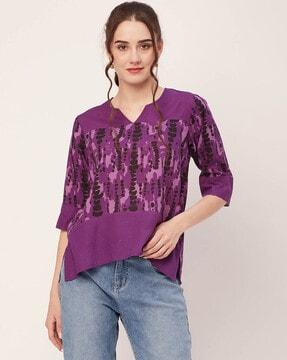 women printed regular fit top