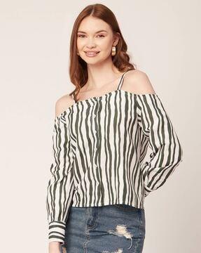 women printed regular fit top