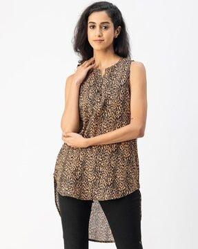 women printed regular fit top