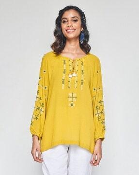 women printed regular fit tunic