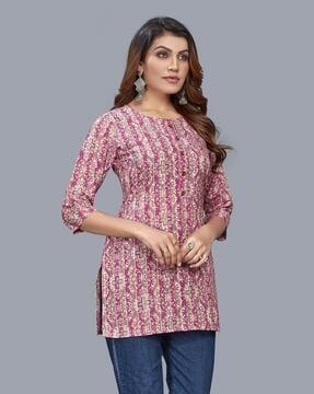 women printed regular fit tunic