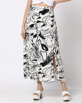 women printed relaxed fit flared skirt