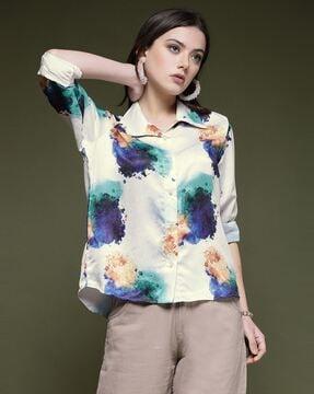 women printed relaxed fit shirt with cuffed sleeves