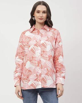 women printed relaxed fit shirt with spread collar