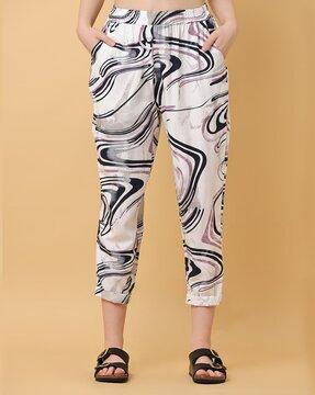 women printed relaxed fit trousers