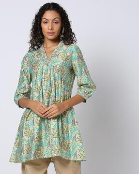 women printed relaxed fit tunic