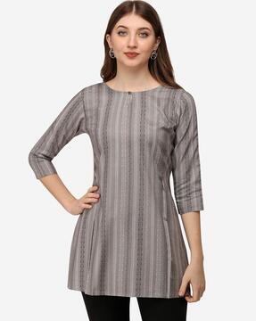 women printed round-neck tunic