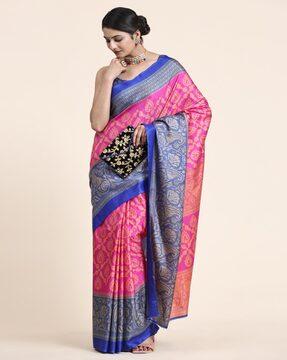 women printed saree with contrast border