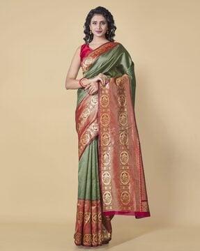 women printed saree with contrast border