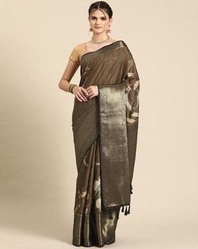 women printed saree with contrast border