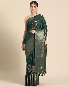 women printed saree with contrast border