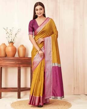 women printed saree with contrast border