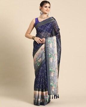 women printed saree with contrast border