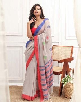 women printed saree with contrast border