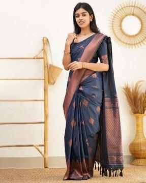 women printed saree with tassels