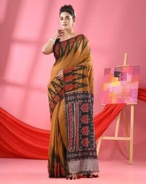 women printed saree with tassels