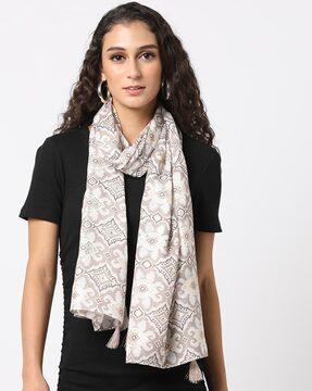 women printed scarf with tassel accent