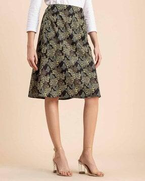 women printed skirt with elasticated waist