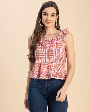 women printed slim fit top with ruffled detail