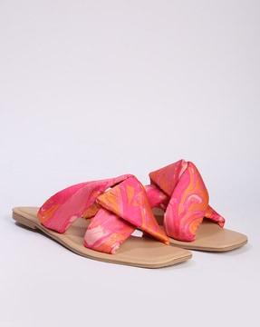 women printed slip-on sandals