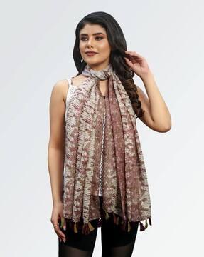 women printed stole with tassels