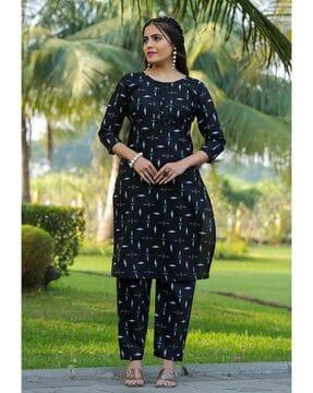 women printed straight kurta & pants set