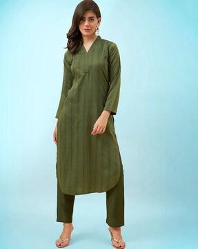 women printed straight kurta set