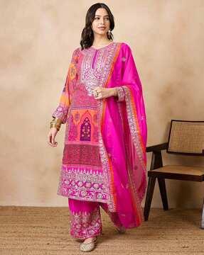 women printed straight kurta set