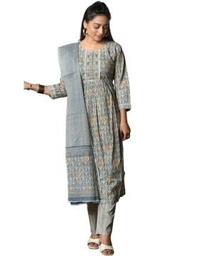 women printed straight kurta set